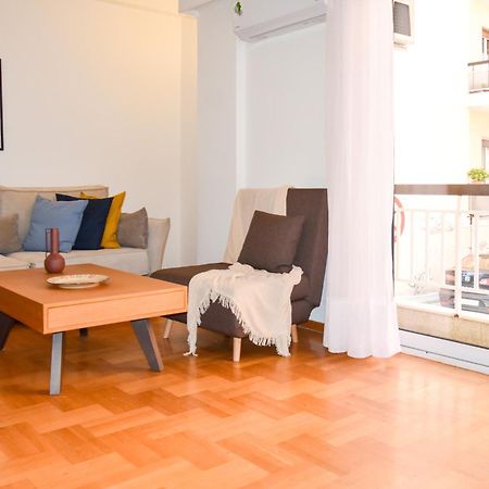 Spacious Modern Apartment In Pagkrati Atény Exteriér fotografie